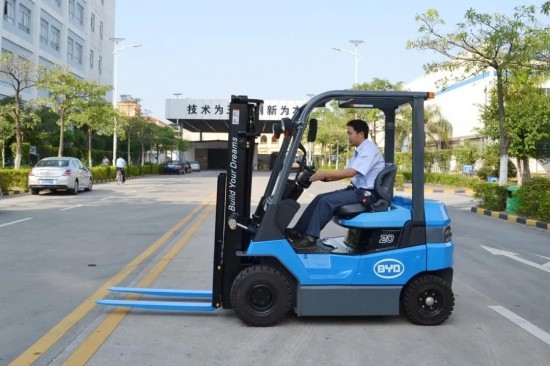 快看！原來這么多“企業”都選擇比亞迪叉車！